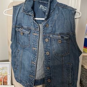 2 vest fr top shop and one fr Walmart